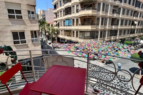 Apartment in Torrevieja, Alicante, Spain 3 bedrooms, 100 sq.m. No. 167283