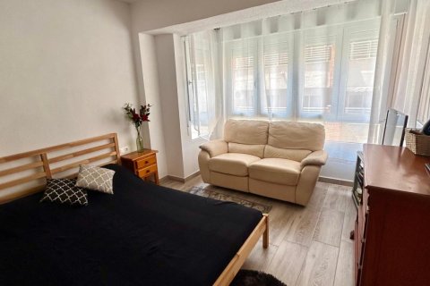 Apartment for sale in Torrevieja, Alicante, Spain 3 bedrooms, 100 sq.m. No. 167283 - photo 17