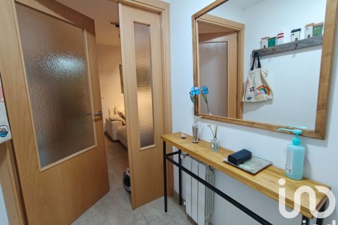 Huoneisto myytävänä Tossa de Mar, Girona, Espanja, 3 makuuhuonetta, 86 m2 No. 153262 - kuva 3