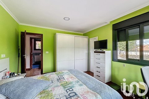 Продажа дома в Понтеведра, Испания 4 спальни, 331м2 №153261 - фото 23