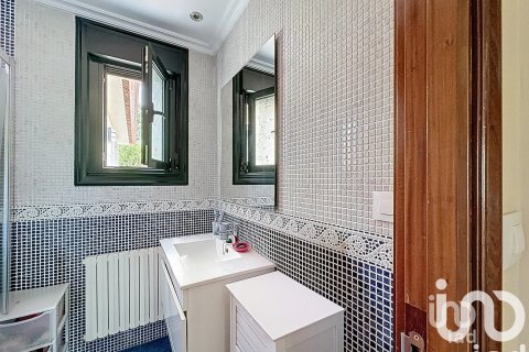 Продажа дома в Понтеведра, Испания 4 спальни, 331м2 №153261 - фото 18