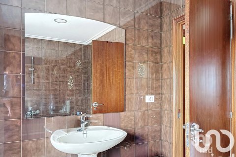 Продажа дома в Понтеведра, Испания 4 спальни, 331м2 №153261 - фото 17