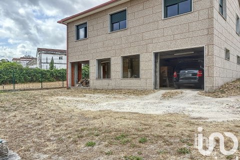 Продажа дома в Понтеведра, Испания 4 спальни, 331м2 №153261 - фото 25