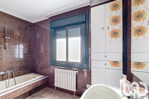 Продажа дома в Понтеведра, Испания 4 спальни, 331м2 №153261 - фото 29