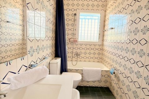 Talo myytävänä Calafell, Tarragona, Espanja, 7 makuuhuonetta, 175 m2 No. 153263 - kuva 20