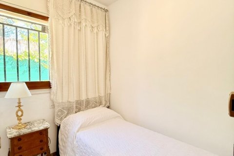 Talo myytävänä Calafell, Tarragona, Espanja, 7 makuuhuonetta, 175 m2 No. 153263 - kuva 17