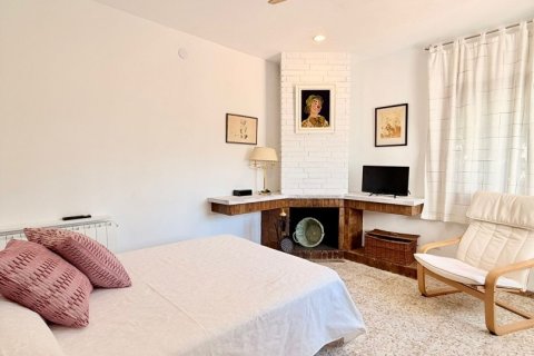 Talo myytävänä Calafell, Tarragona, Espanja, 7 makuuhuonetta, 175 m2 No. 153263 - kuva 28