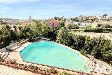 Talo myytävänä Calafell, Tarragona, Espanja, 7 makuuhuonetta, 175 m2 No. 153263 - kuva 22