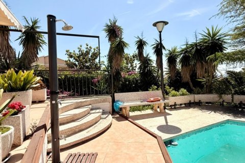 Talo myytävänä Calafell, Tarragona, Espanja, 7 makuuhuonetta, 175 m2 No. 153263 - kuva 3