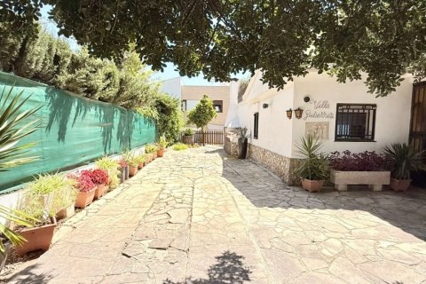 Talo myytävänä Calafell, Tarragona, Espanja, 7 makuuhuonetta, 175 m2 No. 153263 - kuva 8
