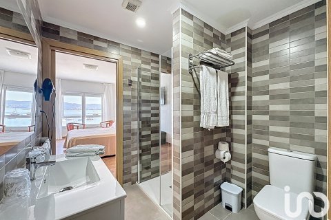 Hotelli myytävänä Raxo, Pontevedra, Espanja, 49 makuuhuonetta, 1663 m2 No. 153260 - kuva 21