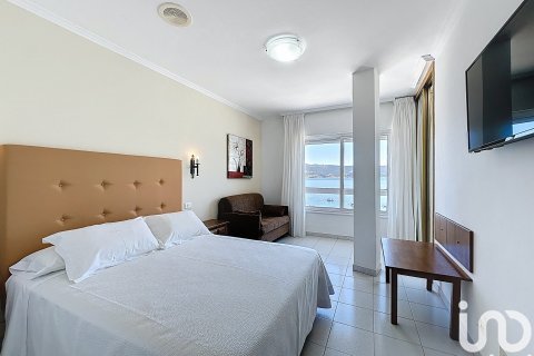 Hotelli myytävänä Raxo, Pontevedra, Espanja, 49 makuuhuonetta, 1663 m2 No. 153260 - kuva 16