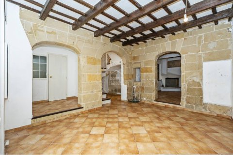 Townhouse for sale in Mahon, Menorca, Spain 3 bedrooms, 173 sq.m. No. 167676 - photo 3