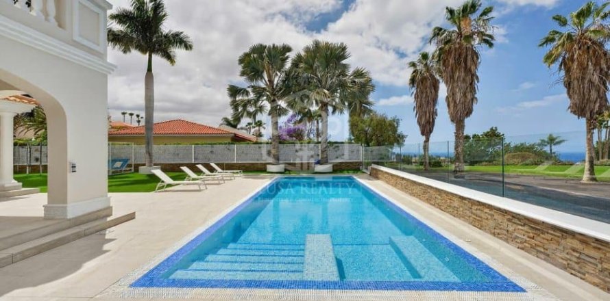 Villa a Adeje, Tenerife, Spagna 4 camere da letto, 463 mq. N° 167679