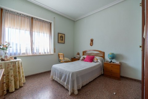 Villa till salu i Monovar, Alicante, Spanien 6 sovrum,  Nr. 155783 - foto 2