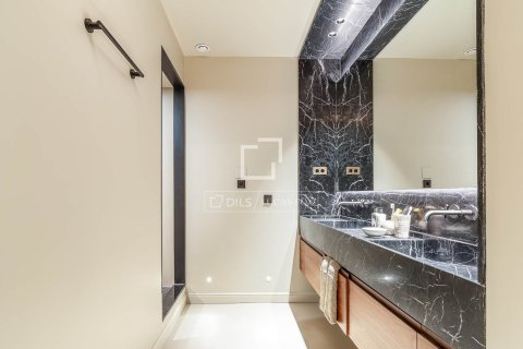 Wohnung zum Verkauf in Barcelona, Spanien 3 Schlafzimmer, 218 m2 Nr. 192590 - Foto 27