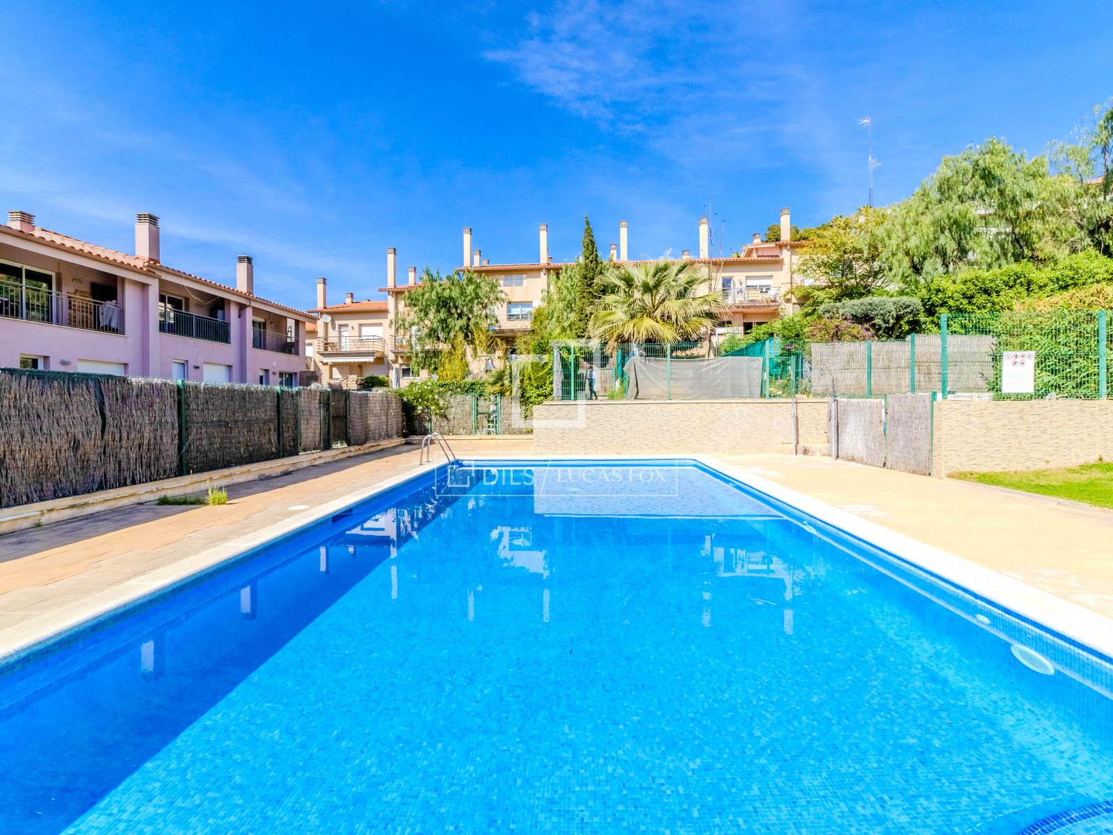 Villa a Sitges, Barcelona, Spagna 5 camere da letto, 187 mq. N° 192593