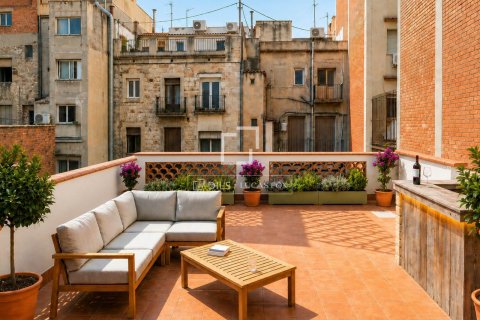 Apartment in Barcelona, Spain 3 bedrooms, 197 sq.m. No. 192591