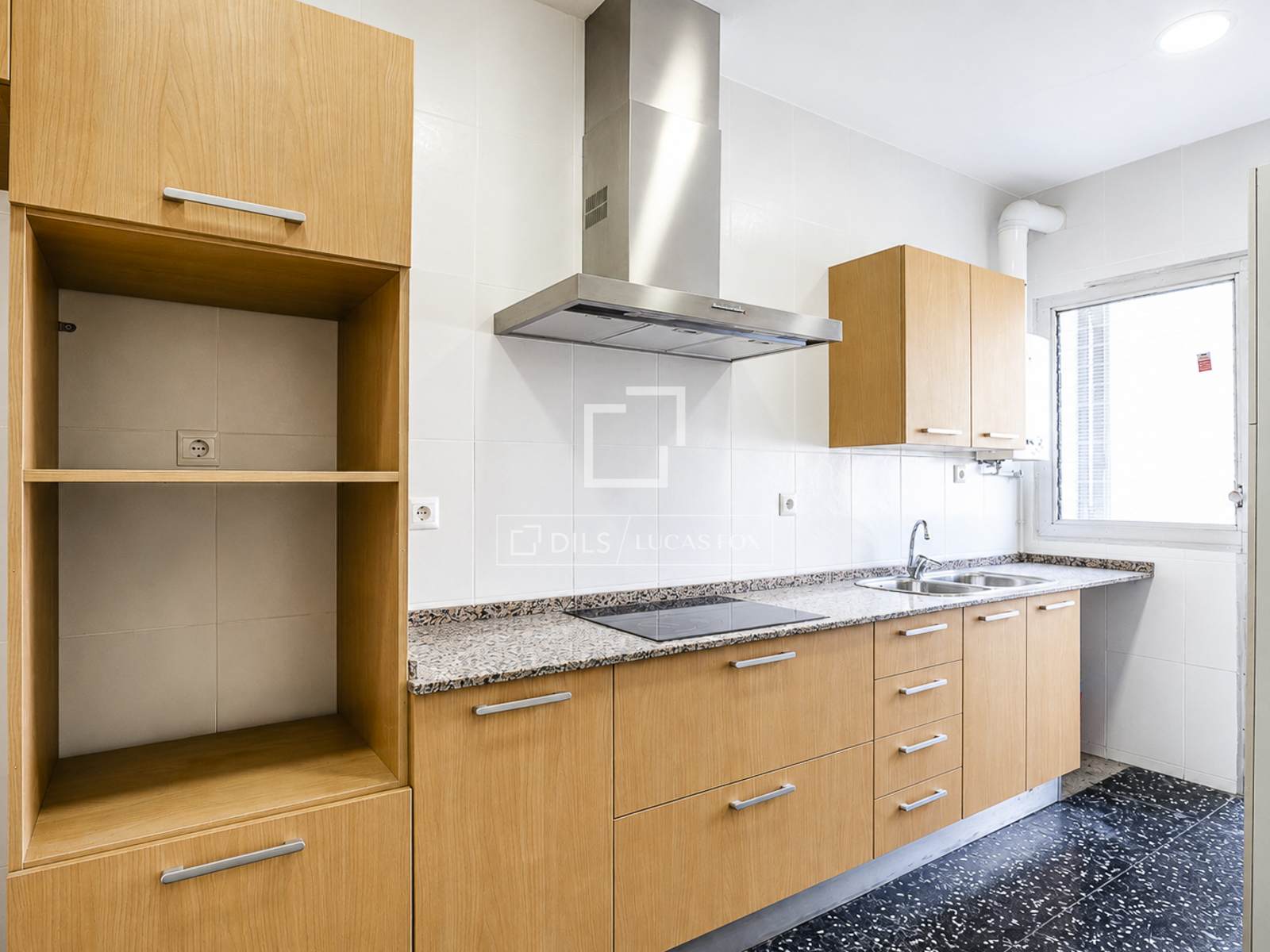 Apartament w Barcelona, Hiszpania 3 sypialnie, 197 mkw. nr 192591