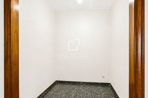 Wohnung zum Verkauf in Barcelona, Spanien 3 Schlafzimmer, 197 m2 Nr. 192591 - Foto 18