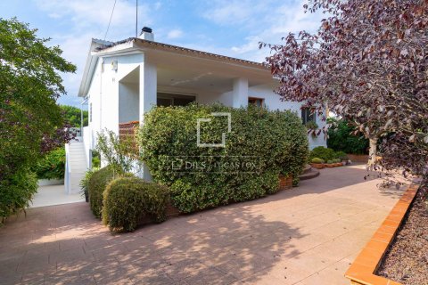 Villa for sale in Vallromanes, Barcelona, Spain 3 bedrooms, 224 sq.m. No. 192588 - photo 24