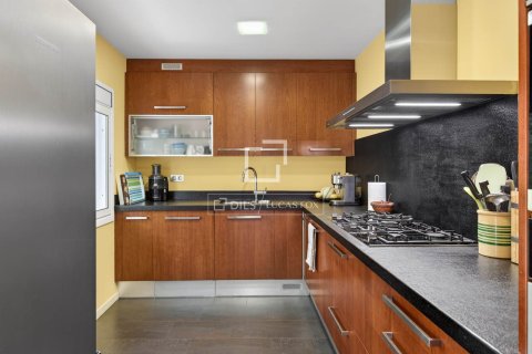 Villa for sale in Vallromanes, Barcelona, Spain 3 bedrooms, 224 sq.m. No. 192588 - photo 6