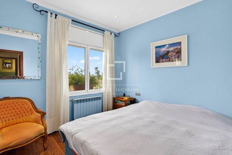 Villa for sale in Vallromanes, Barcelona, Spain 3 bedrooms, 224 sq.m. No. 192588 - photo 12
