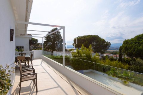 Villa for sale in Vallromanes, Barcelona, Spain 3 bedrooms, 224 sq.m. No. 192588 - photo 30