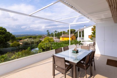Villa for sale in Vallromanes, Barcelona, Spain 3 bedrooms, 224 sq.m. No. 192588 - photo 29