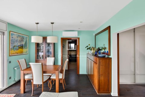 Villa for sale in Vallromanes, Barcelona, Spain 3 bedrooms, 224 sq.m. No. 192588 - photo 9