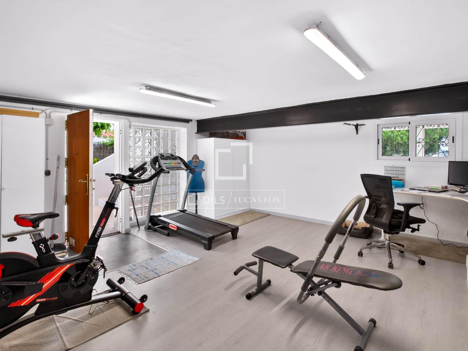 Villa in Vallromanes, Barcelona, Spain 3 bedrooms, 224 sq.m. No. 192588