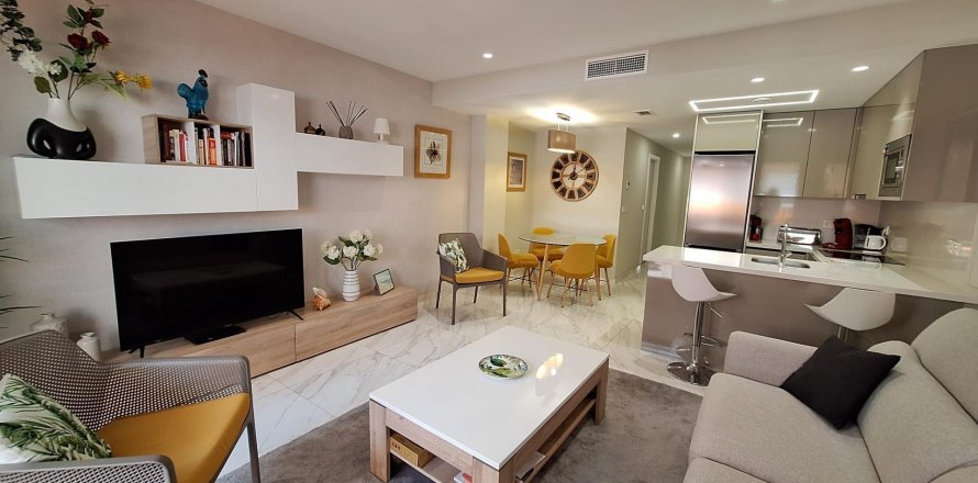 Apartment Torrevieja, Alicante, Spain 2 bedrooms, 77 sq.m. No. 113501