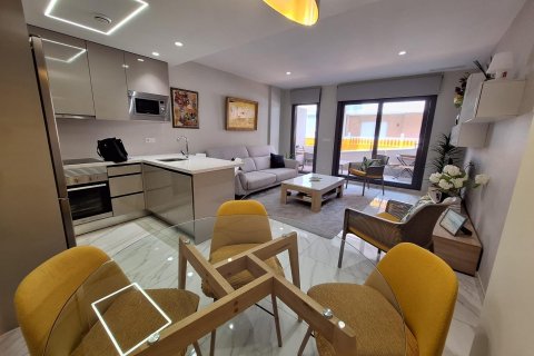 Apartment for sale Torrevieja, Alicante, Spain 2 bedrooms, 77 sq.m. No. 113501 - photo 9