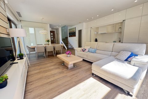 Villa pārdošanā Pinar De Campoverde, Alicante, Spānijā 4 istabas, 173 m2 Nr. 137733 - attēls 15