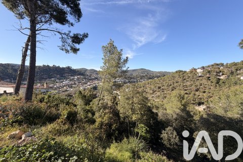 Land plot à vendre à Vallirana, Barcelona, Espagne, 587 m2 No. 184943 - photo 2