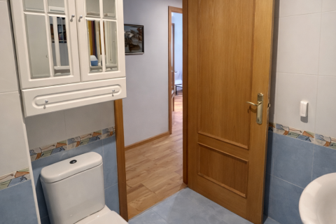 Продажа квартиры в Виллакиламбре, Леон, Испания 1 спальня, 80м2 №184938 - фото 6