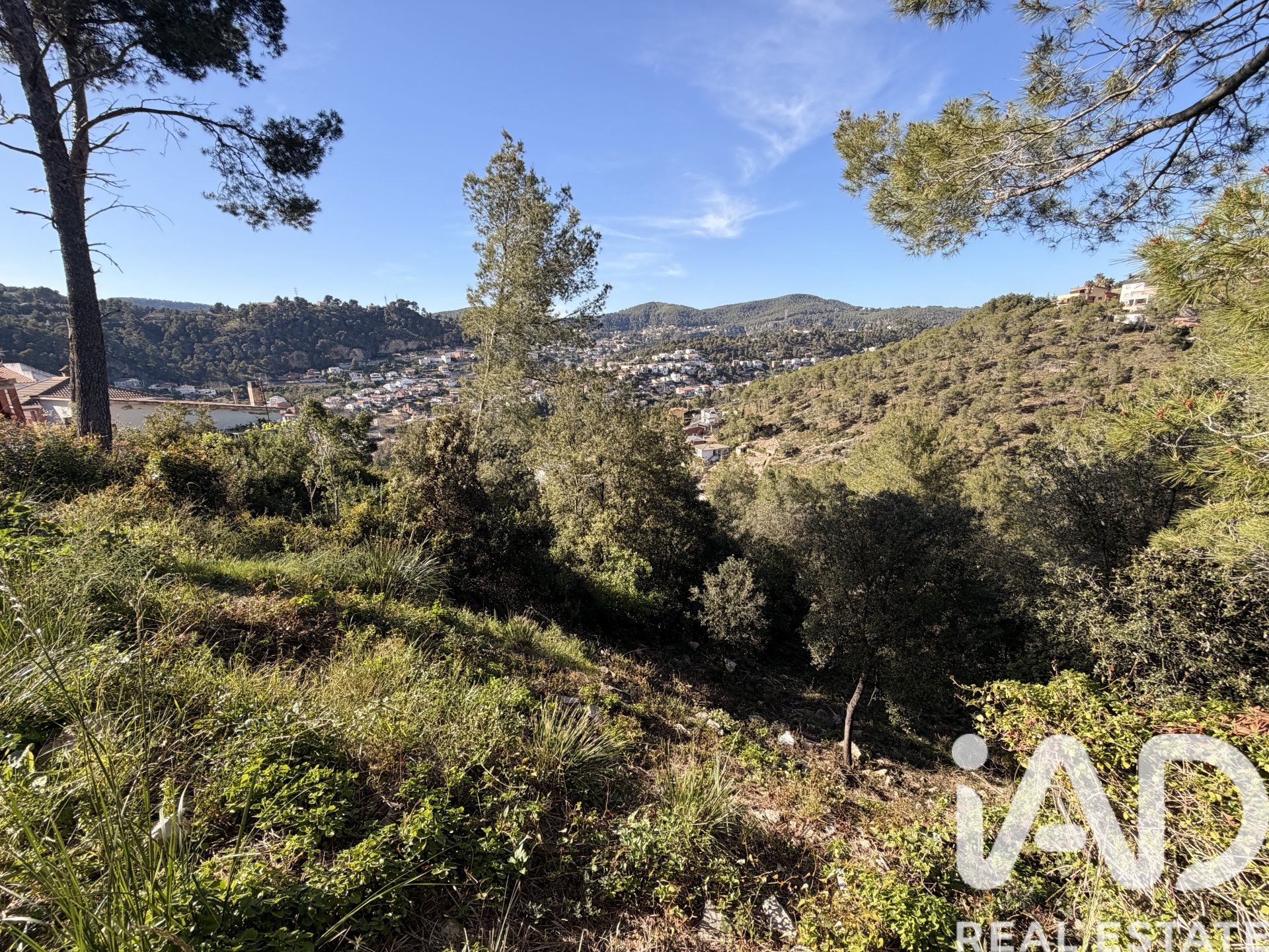 Terreno a Vallirana, Barcelona, Spagna 528 mq. N° 184942