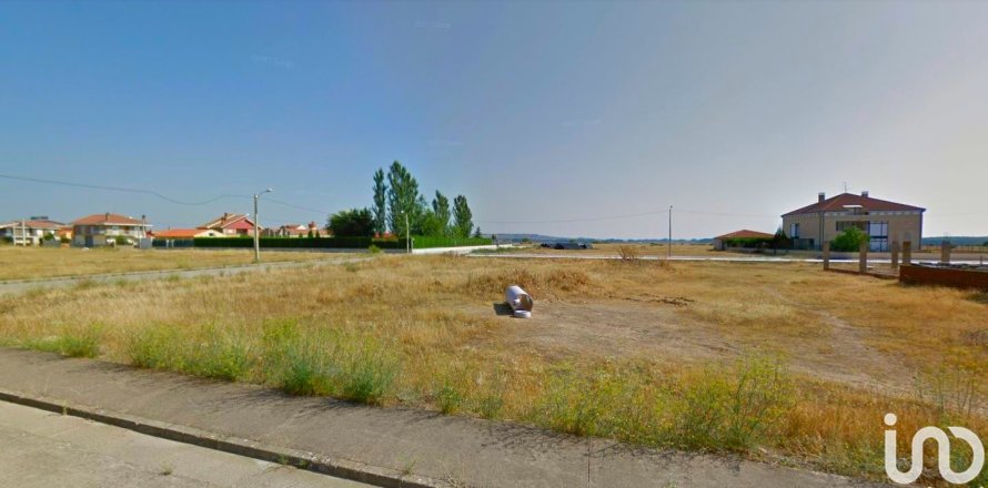Земельный участок в Риего де ла Вега, Леон, Испания 2254м2 №186134