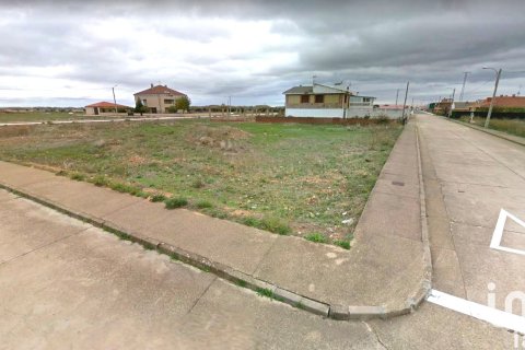 Продажа земельного участка в Риего де ла Вега, Леон, Испания 2254м2 №186134 - фото 2