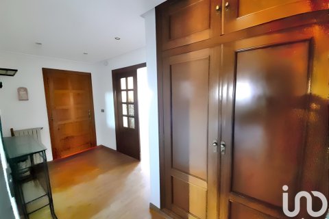 Apartment for sale in La Baneza, Leon, Spain 3 bedrooms, 127 sq.m. No. 186135 - photo 4