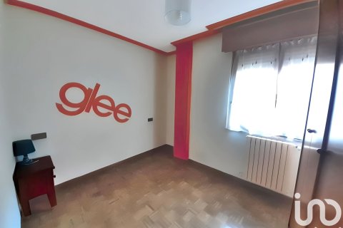 Apartment for sale in La Baneza, Leon, Spain 3 bedrooms, 127 sq.m. No. 186135 - photo 21