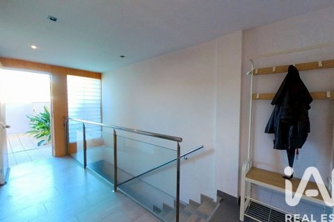 Villetta a schiera in vendita a El Vendrell, Tarragona, Spagna 3 camere da letto, 262 mq. N° 173277 - foto 12