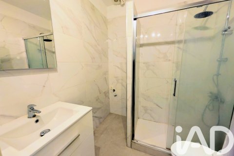 Apartment for sale in Adeje, Tenerife, Spain 2 bedrooms, 74 sq.m. No. 173280 - photo 15