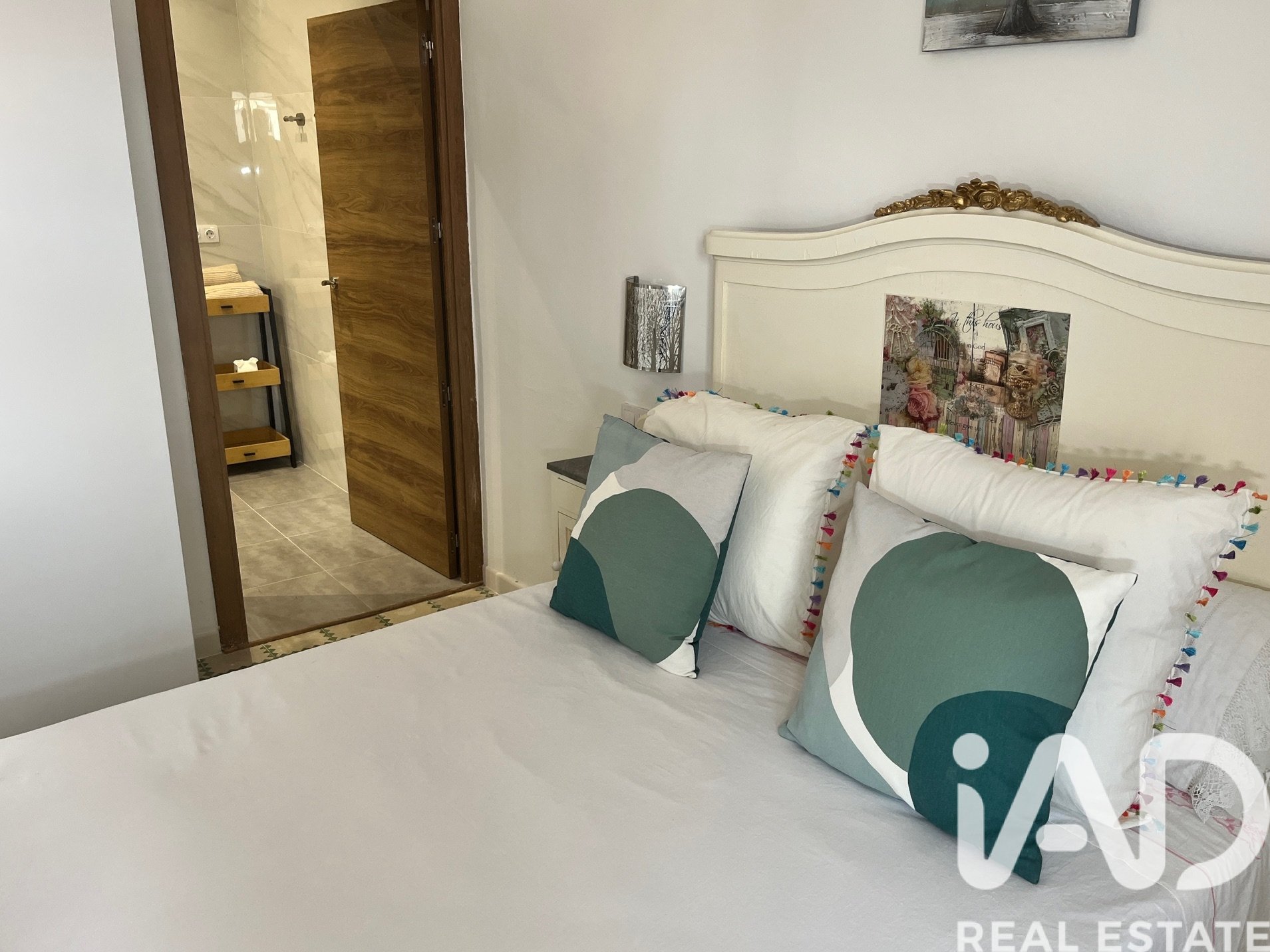 House in Oropesa del Mar, Castellon, Spain 9 bedrooms, 450 sq.m. No. 173281