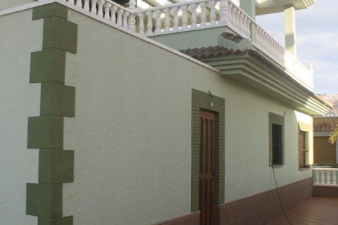 Villa till salu i Torrevieja, Alicante, Spanien 3 sovrum, 154 kvm. Nr. 171925 - foto 4