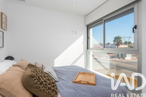 Lägenhet till salu i Los Alcazares, Murcia, Spanien 3 sovrum, 112.85 kvm. Nr. 152669 - foto 27