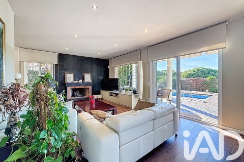 Продажа дома в Тейя, Барселона, Испания 6 спален, 354м2 №152665 - фото 10