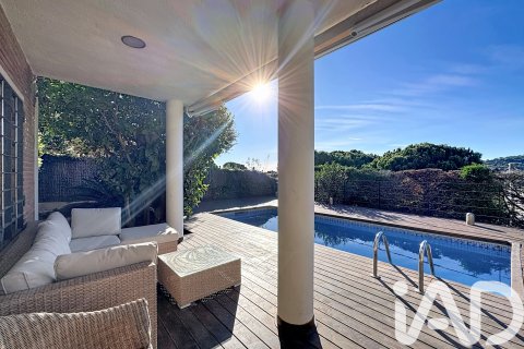 Продажа дома в Тейя, Барселона, Испания 6 спален, 354м2 №152665 - фото 8