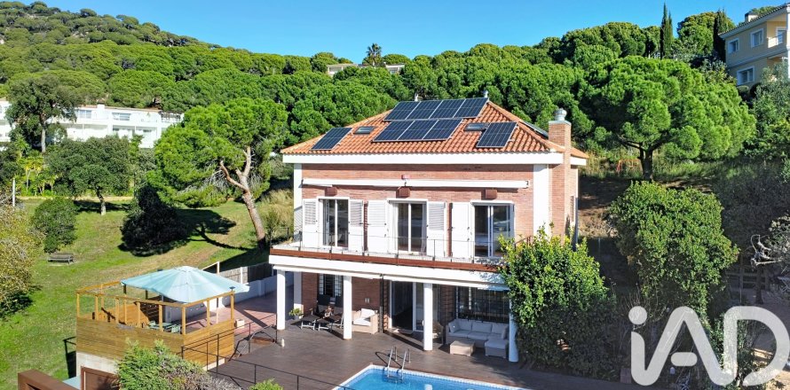 Дом в Тейя, Барселона, Испания 6 спален, 354м2 №152665