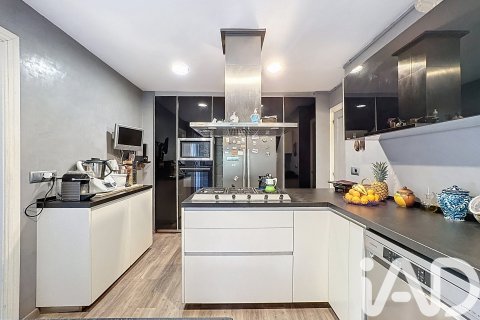 Продажа дома в Тейя, Барселона, Испания 6 спален, 354м2 №152665 - фото 15